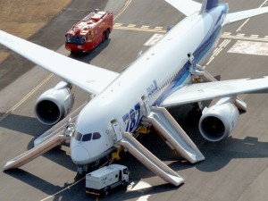 Boeing 787 Emergency Landing