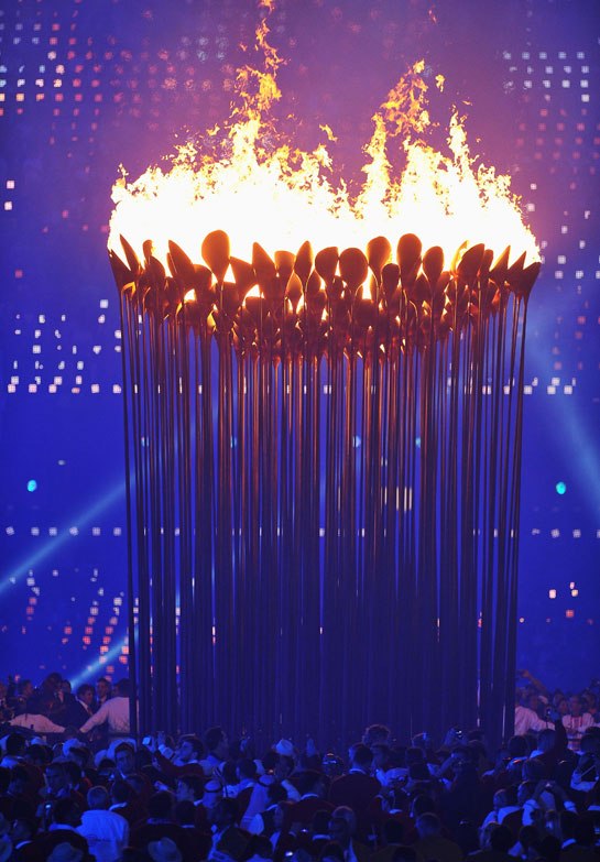 cn_image.size.london-2012-olympic-cauldron