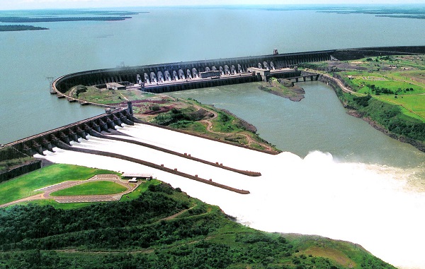 Itaipu dam in brazil
